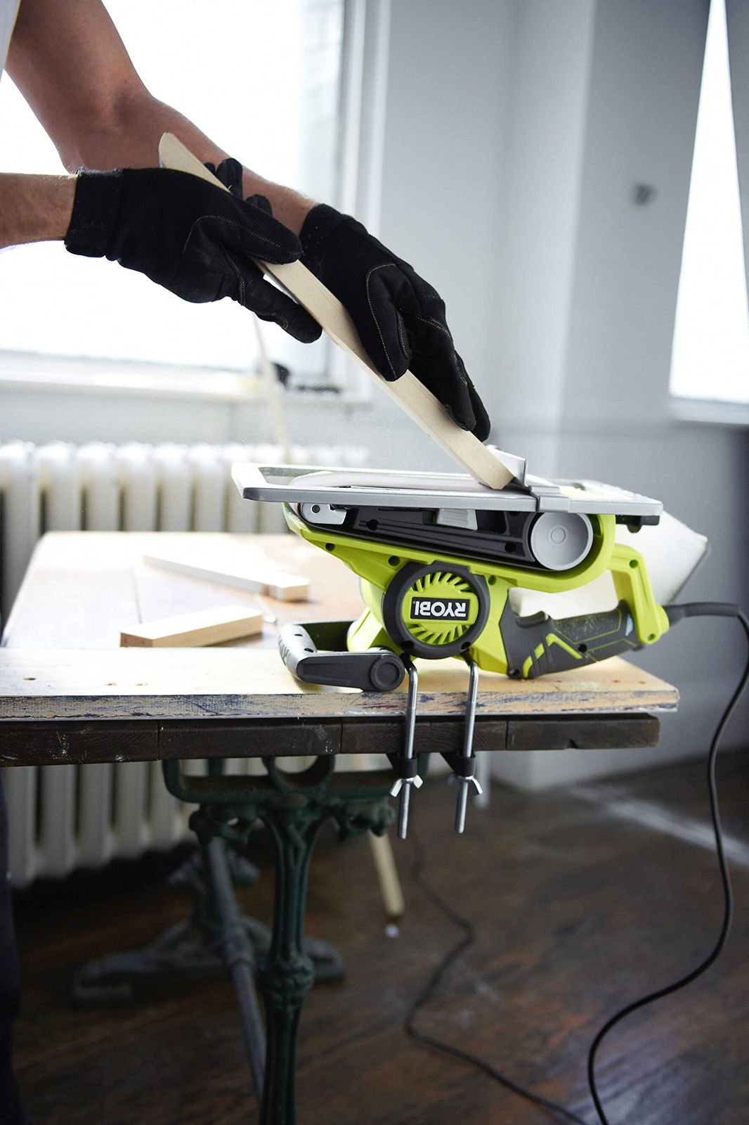 RYOBI CORDED BELT SANDER